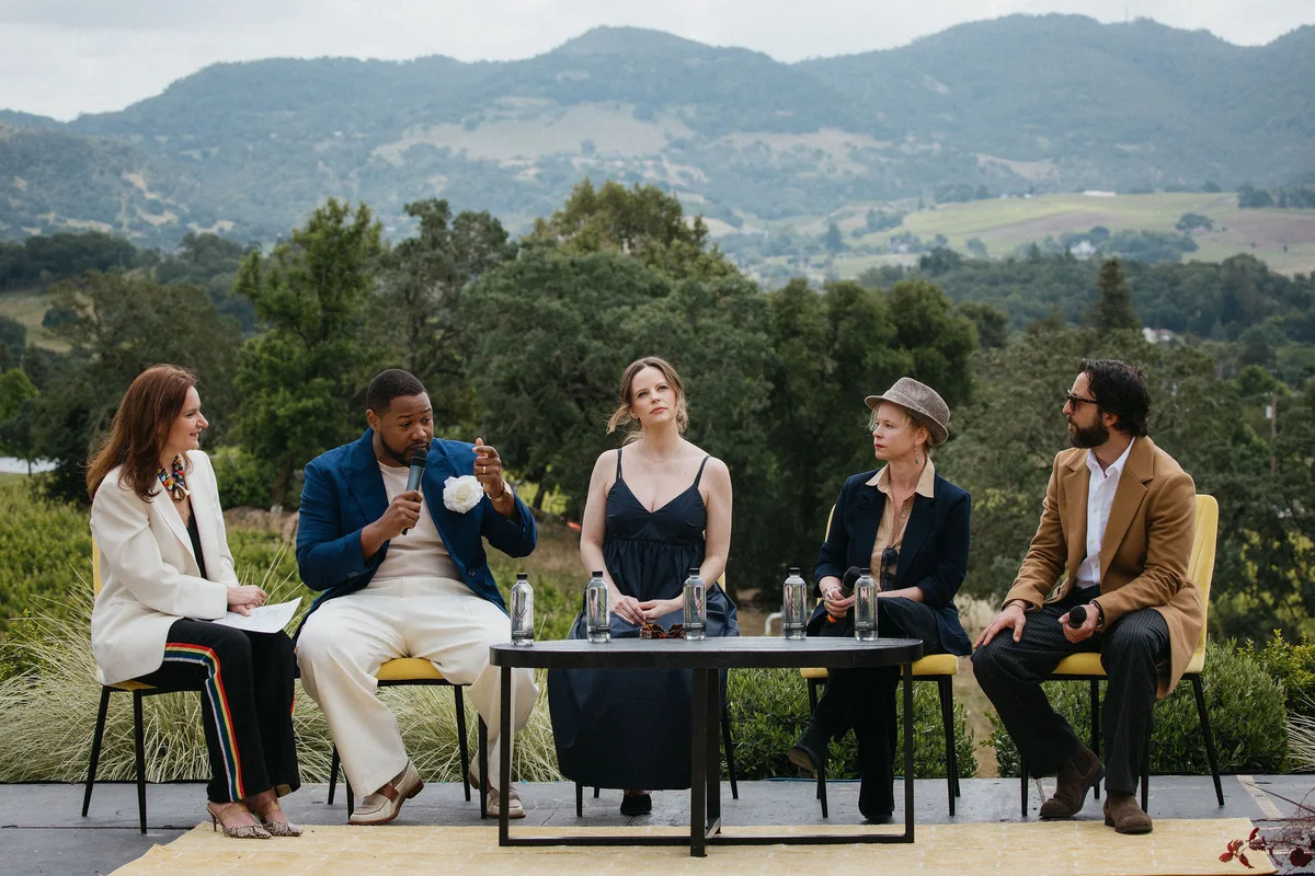 Breakthrough Artist Panel & Awards